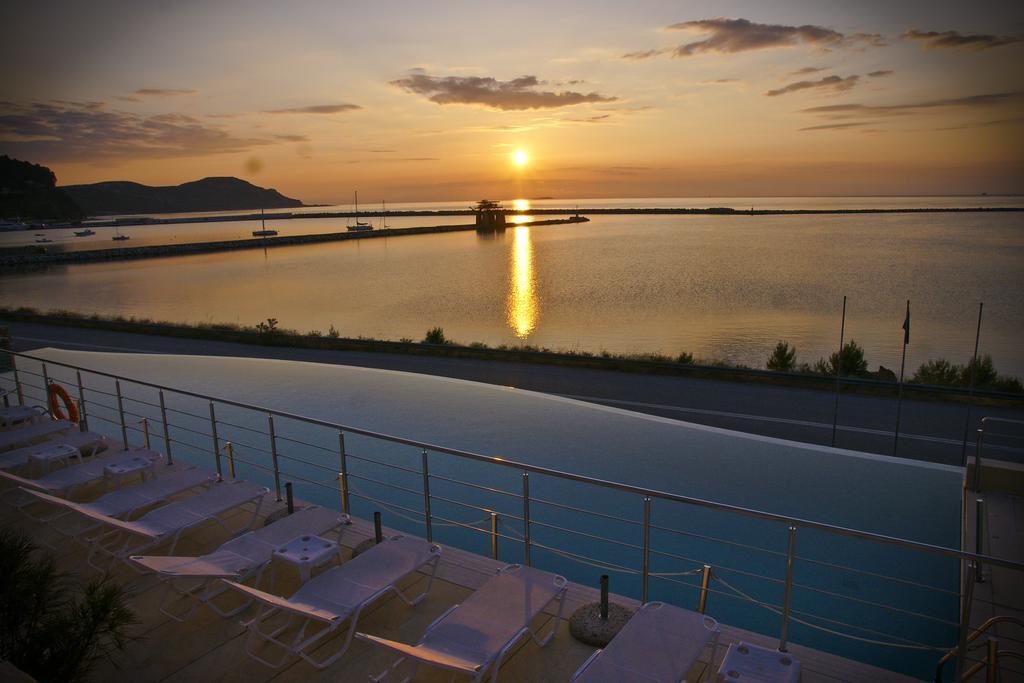 Kymi Palace Екстериор снимка